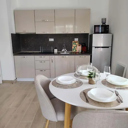 公寓 теди 索佐波尔